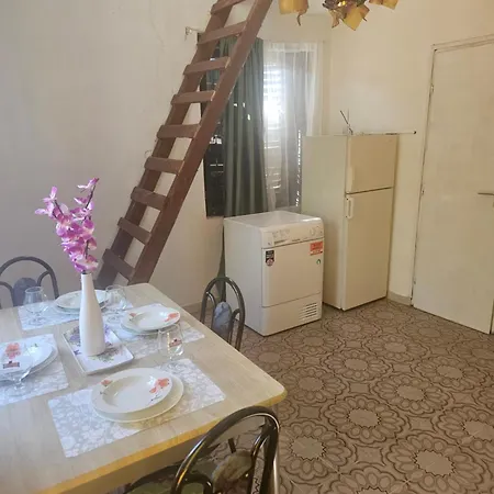 Habitación en casa particular Salus Bed Albertirsa
